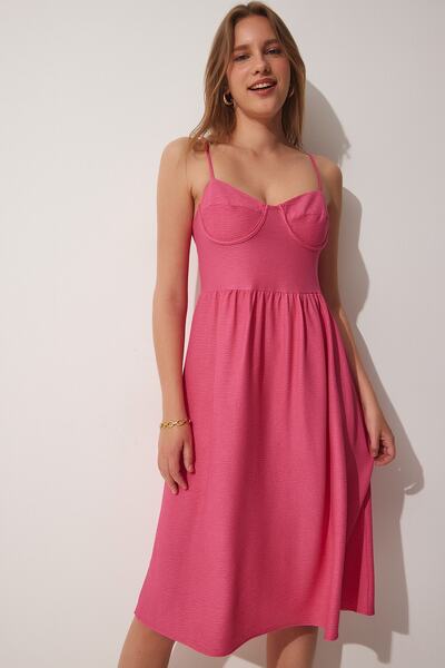 Happiness İstanbul Női sötét rózsaszín pántos nyári kötött ruha TO00064