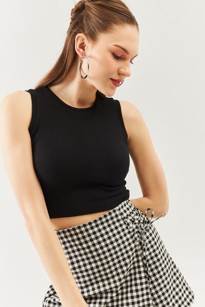 Butikgiz طاقم الرقبة الأسود المجهزة 100٪ قطن بلوزة قصيرة مرنة