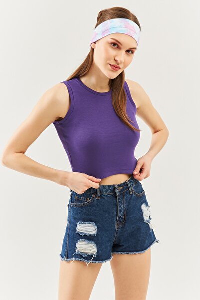 Butikgiz Bluză scurtă flexibilă, mov, cu gât turnat, din bumbac 100%.