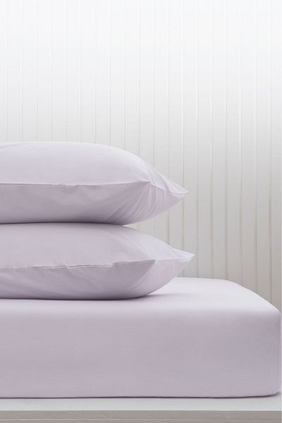 stay home ملاءة سرير مطاطية مزدوجة القطن 100% مقاس 150x200 + 2 كيس وسادة