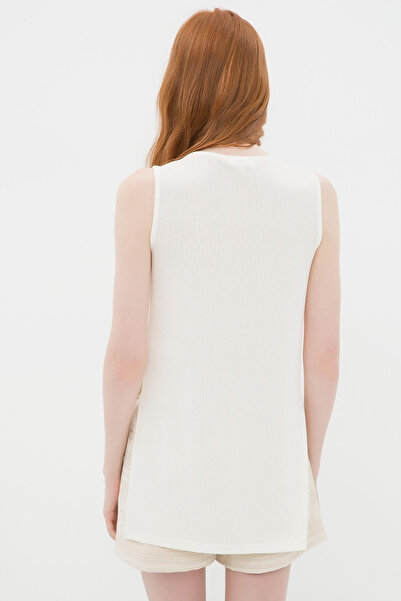 Koton Ecru-Damenbluse 6YAK32372UK