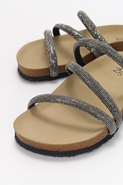 PASSAGE SHOES Women's Stone Detailed Three-Striped Slippers 6223