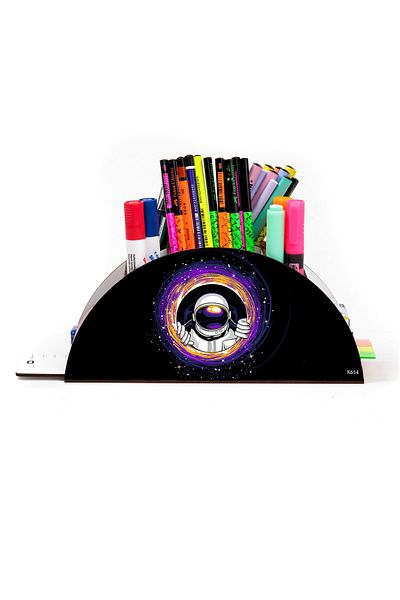 kutuTR Wooden Vip Astronaut And Space Rainbow Ruled Desktop Pen Holder Organizer Assembled Boxed