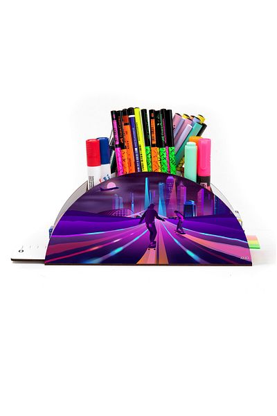 kutuTR Wooden Vip Astronaut and Space Rainbow Ruled Desktop Pen Holder Organizer Assembled Boxed