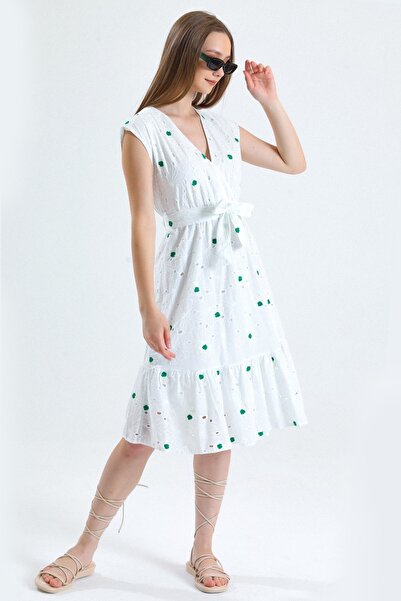 MD trend Women's Green Lined Belted Floral Embroidered Sleeveless Double Breasted Brode Dress