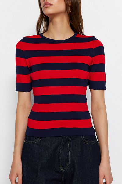 Trendyol Collection Námořnická modrá blůza TWOAW23BZ00015