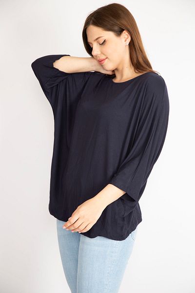 Şans Marineblaue, große Damenbluse mit Capri-Ärmeln und Rundhalsausschnitt 65n36315