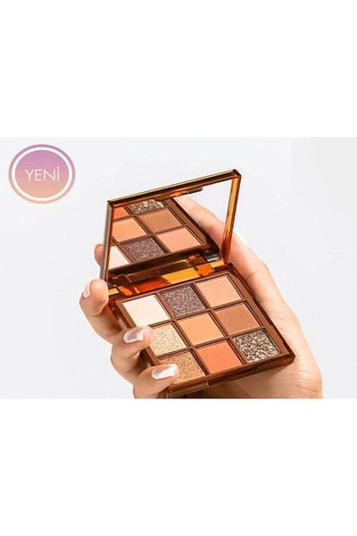 Farmasi Eyeshadow Palette Oasis - Desert Sands Mascara Collection