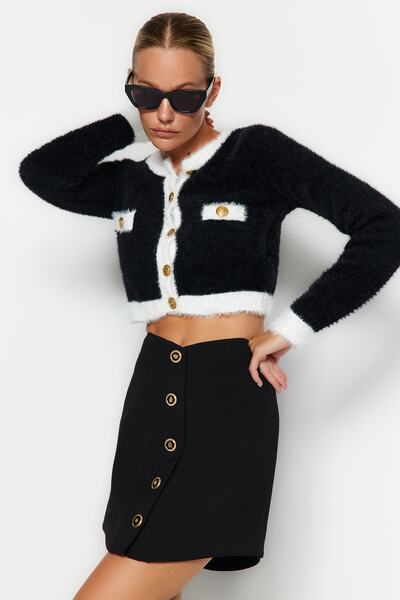 Trendyol Collection Black Super Crop Feather Knitwear Cardigan TWOAW23HI00549