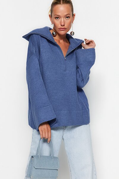 Trendyol Collection Pulover de tricotaj albastru cu textura moale - cu fermoar TWOAW23KZ00236