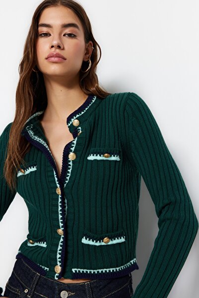 Trendyol Collection Emerald Green Color Blocked Crop Knitwear Cardigan - TWOAW23HI00550