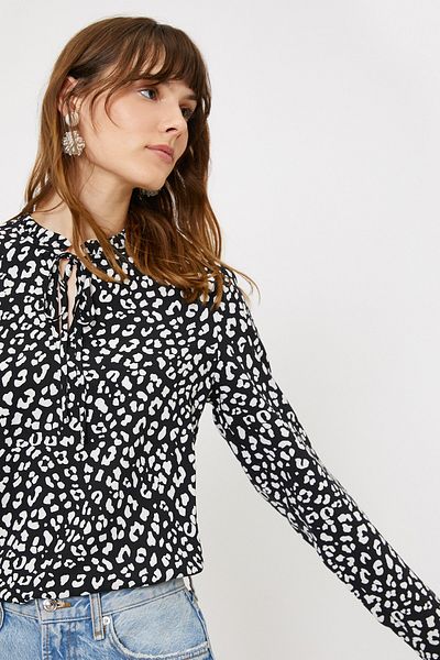 Koton Bluză de damă cu guler negru cu mânecă lungă cu model leopard 0KAK68239PW