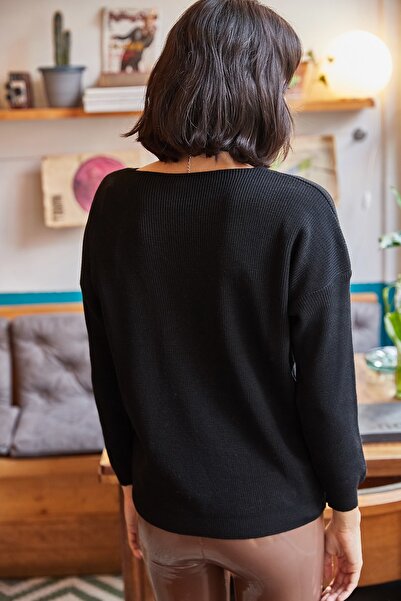 Olalook Dámský černý krajkový svetr z úpletu KZK-19000034