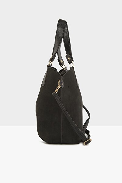 Bagmori Černá dámská tříkomorová taška z nubuku s detailem na zapínání M000003554