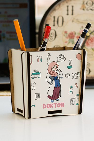 Hediyelen Doctor Pen Holder