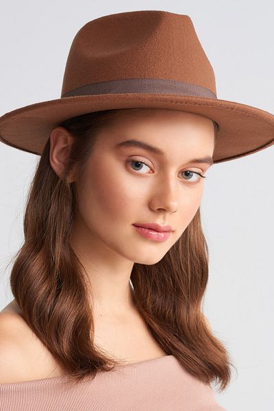 Dilvin Women's Camel Fedora Hat 186A01567