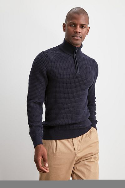 Trendyol Collection Slim Fit pletený svetr s texturou v námořnické modré - poloviční rolák Tmnaw20Kz1305