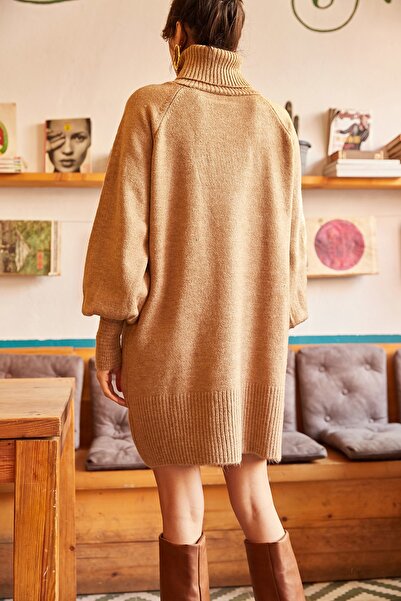 Olalook Dámské Mléko Kávový rolák s balonovým rukávem Volné pletené šaty ELB-19000867