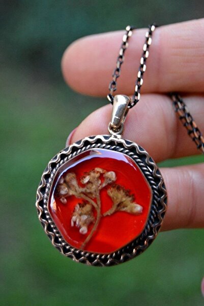 Stoneage Jewellery Dried Flower Lady Necklace