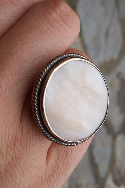 Stoneage Mother of Pearl Natural Stone Handmade Adjustable Women's Ring