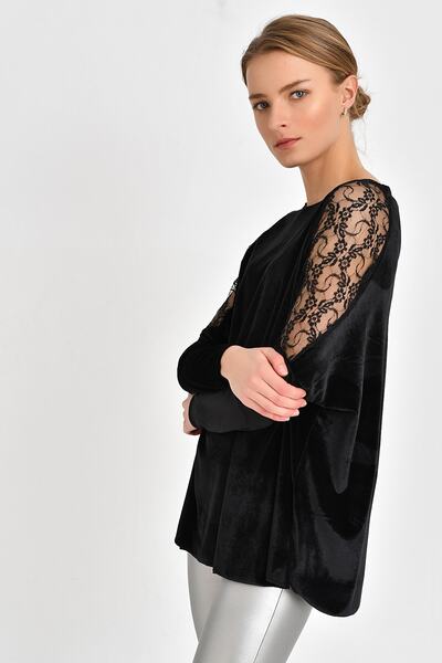 Quincey Βελούδινη μπλούζα με λεπτομέρεια ώμου Μαύρη BDM2521