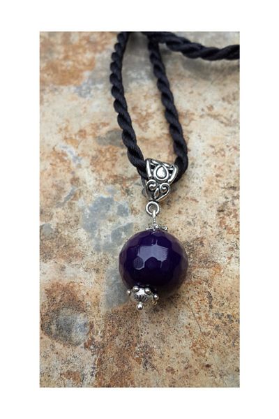 Stoneage Purple Agate Natural Stone Necklace