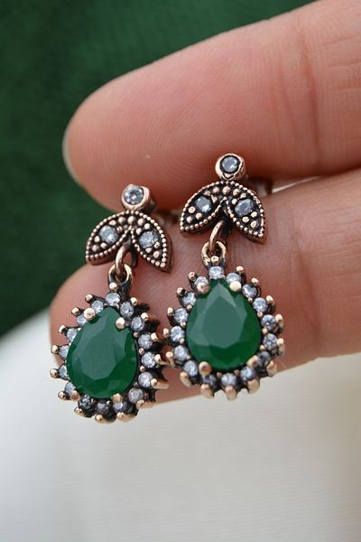Stoneage Emerald And Zircon Stone Diamond Mounted Green Earrings