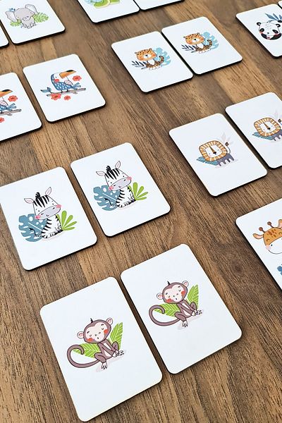 metafortoys Wooden Cute Animal Intelligence Cards Matching Game Preschool Educational Material