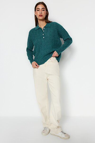 Trendyol Collection Khakifarbener, weicher Strickpullover mit weiter Passform TWOAW21KZ2635