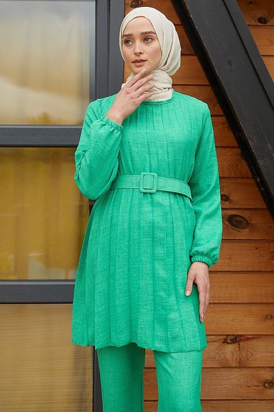 InStyle Moria Belted Pleated Suit - Green