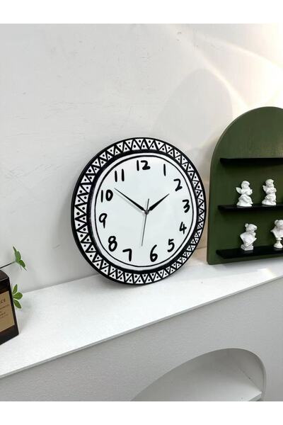 CajuArt 35 cm Wooden Decorative Cartoon Drawing 2 Modern Wall Clock