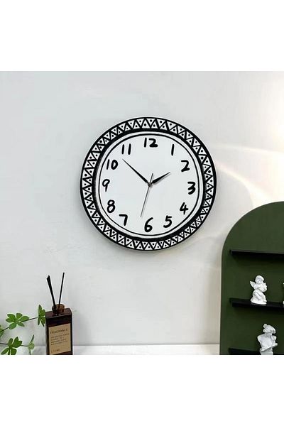 CajuArt 35 cm Wooden Decorative Cartoon Drawing 2 Modern Wall Clock