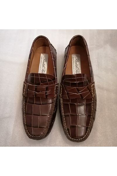 Butik Tülin Leather Brown Crocodile Print Banded Non-Slip Rubber Snap Sole Loafer