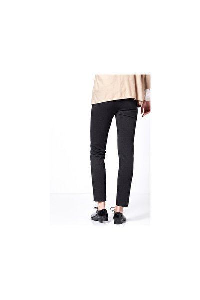 TONI CORE Hosen & šortky