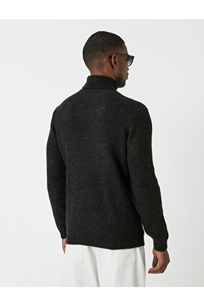 Koton Basic-Strickpullover mit Rollkragen