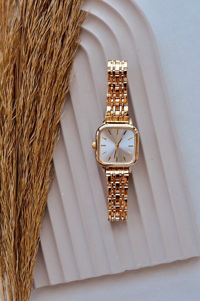 LOOKUP NEW Unisex Women Men Square Minimal Vintage Rose Gold Silver Steel New Season Wristwatch