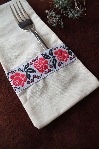 Emtory Home 6 Pieces Cross Stitched Flower Striped Linen Spoon Holder Service Presentation