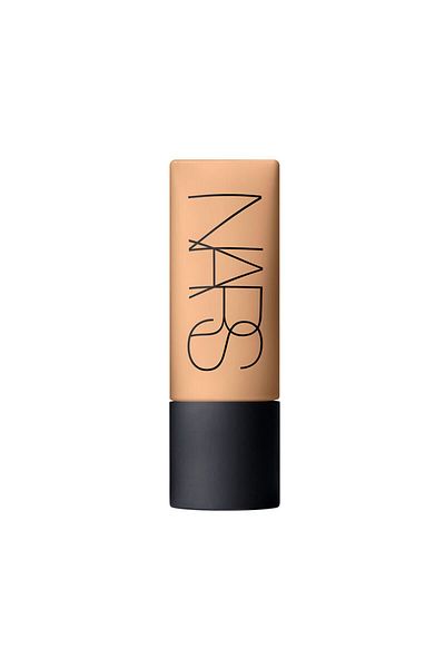 Nars Soft Matte Smoothing Mattifying Foundation That Keeps Completely Skin Moist