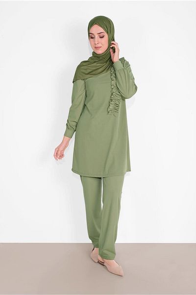 TRENDTESETTÜR Γυναικείο Πράσινο (Y.GREEN) Σετ παντελονιού με λαιμόκοψη με βολάν 4026
