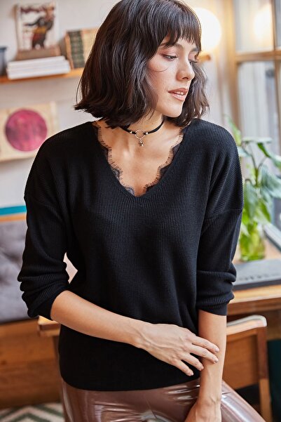 Olalook Dámský černý krajkový svetr z úpletu KZK-19000034