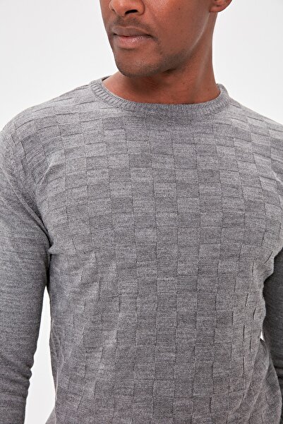 Trendyol Collection Šedý Slim Slim Fit Crew Neck Texturovaný pletený svetr Tmnaw20Mg0005