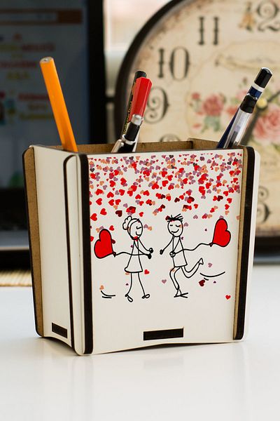 Hediyelen Love Pen Holder