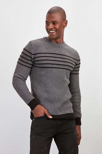 Trendyol Collection Γκρι Slim Fit Μάλλινο Πουλόβερ με λαιμόκοψη μακρυμάνικο TMNAW20KZ1118