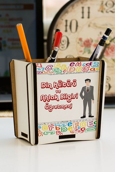 Hediyelen Religious Culture And Moral Teacher Pen Holder