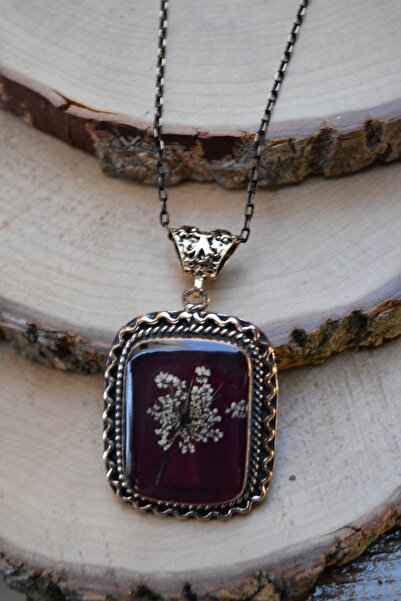 Stoneage Jewellery Design Ladies Necklace Made of Real Flowers