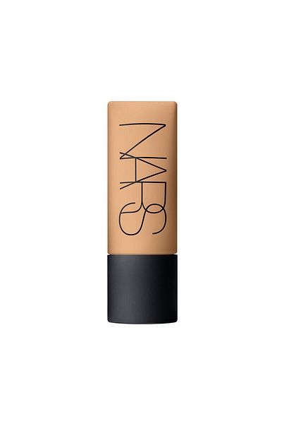 Nars Soft Matte Smoothing Mattifying Foundation That Keeps Completely Skin Moist
