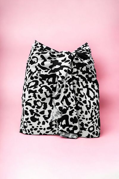 pistore Black and White Leopard Print Short Pareo Satin No Sheer Women's Beach Dress New Season