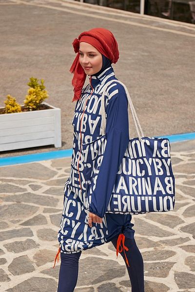 Marina Marineblauer, vollständig bedeckter Hijab-Badeanzug mit Fallschirmbuchstaben M2301-1