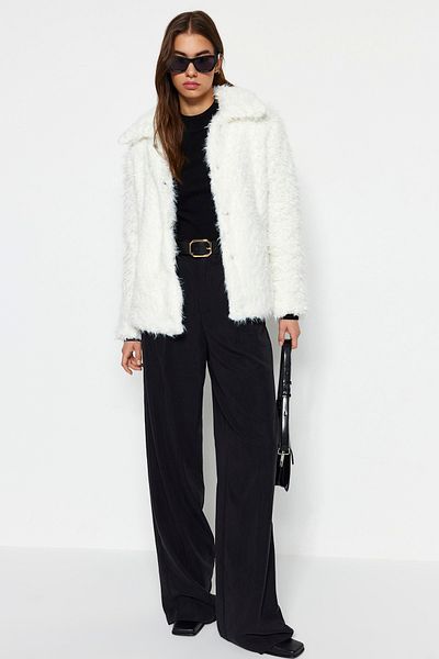 Trendyol Collection Ecru Fur Jacket Coat TWOAW24MO00074