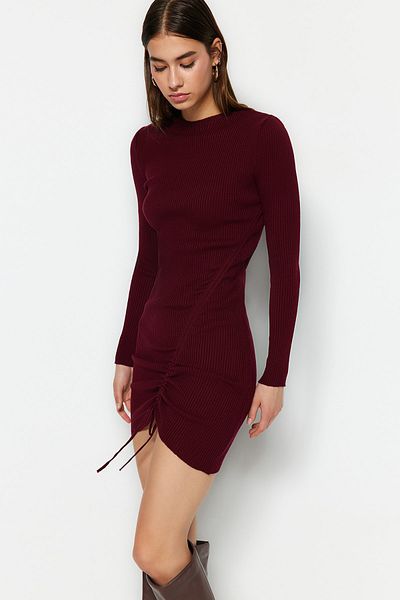 Trendyol Collection Rochie mini din tricotaje burgundy - Detaliu adunat TWOAW23EL00443
